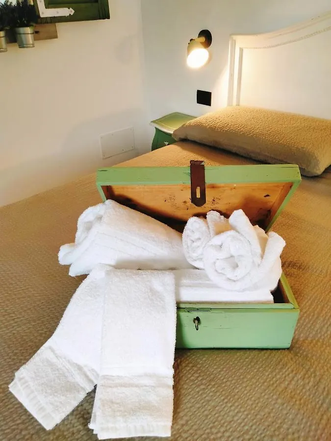 Il Posto Al Sole Bed & Breakfast Teglio